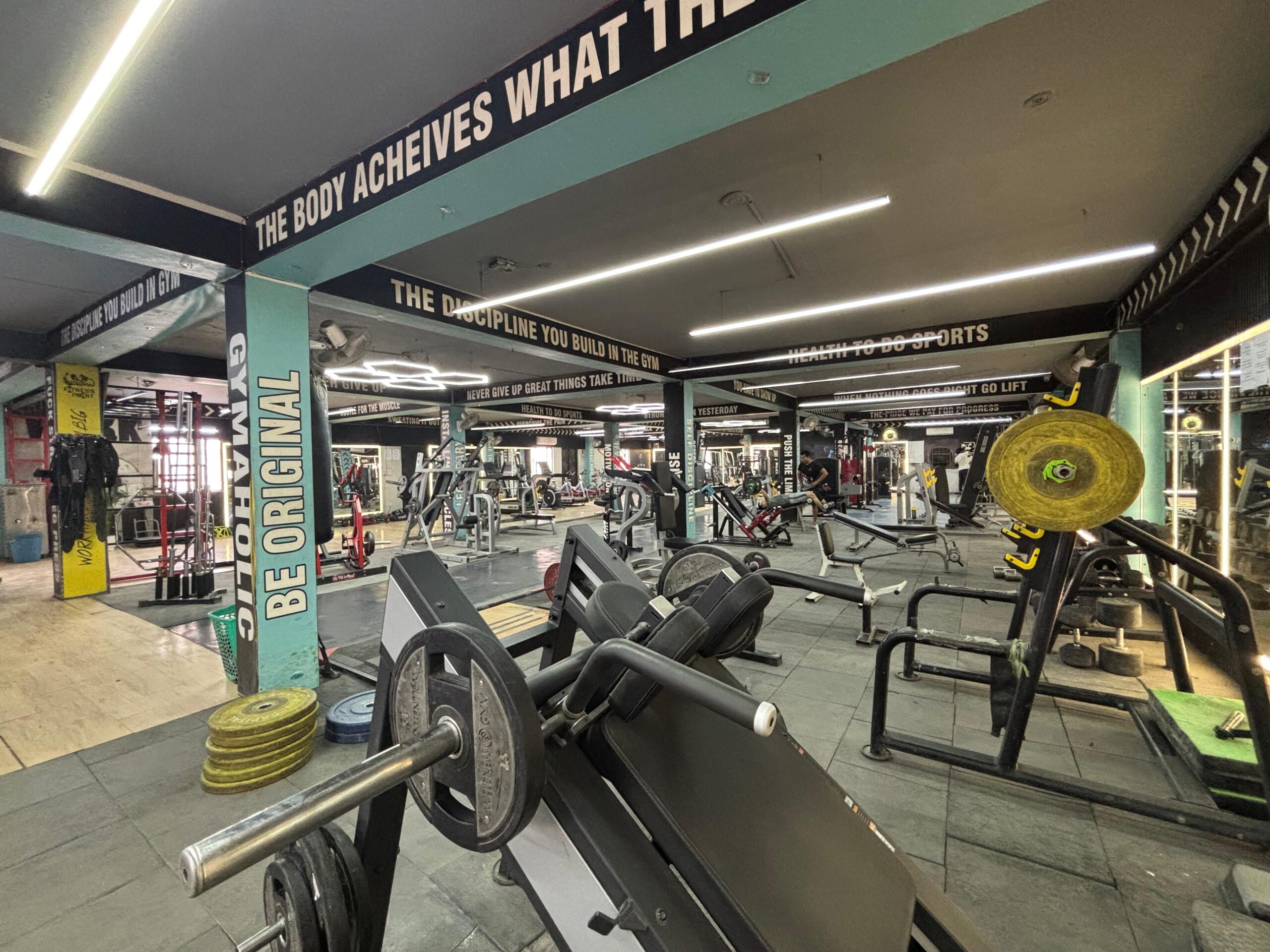FitnessPoint Gym - Gym Interior