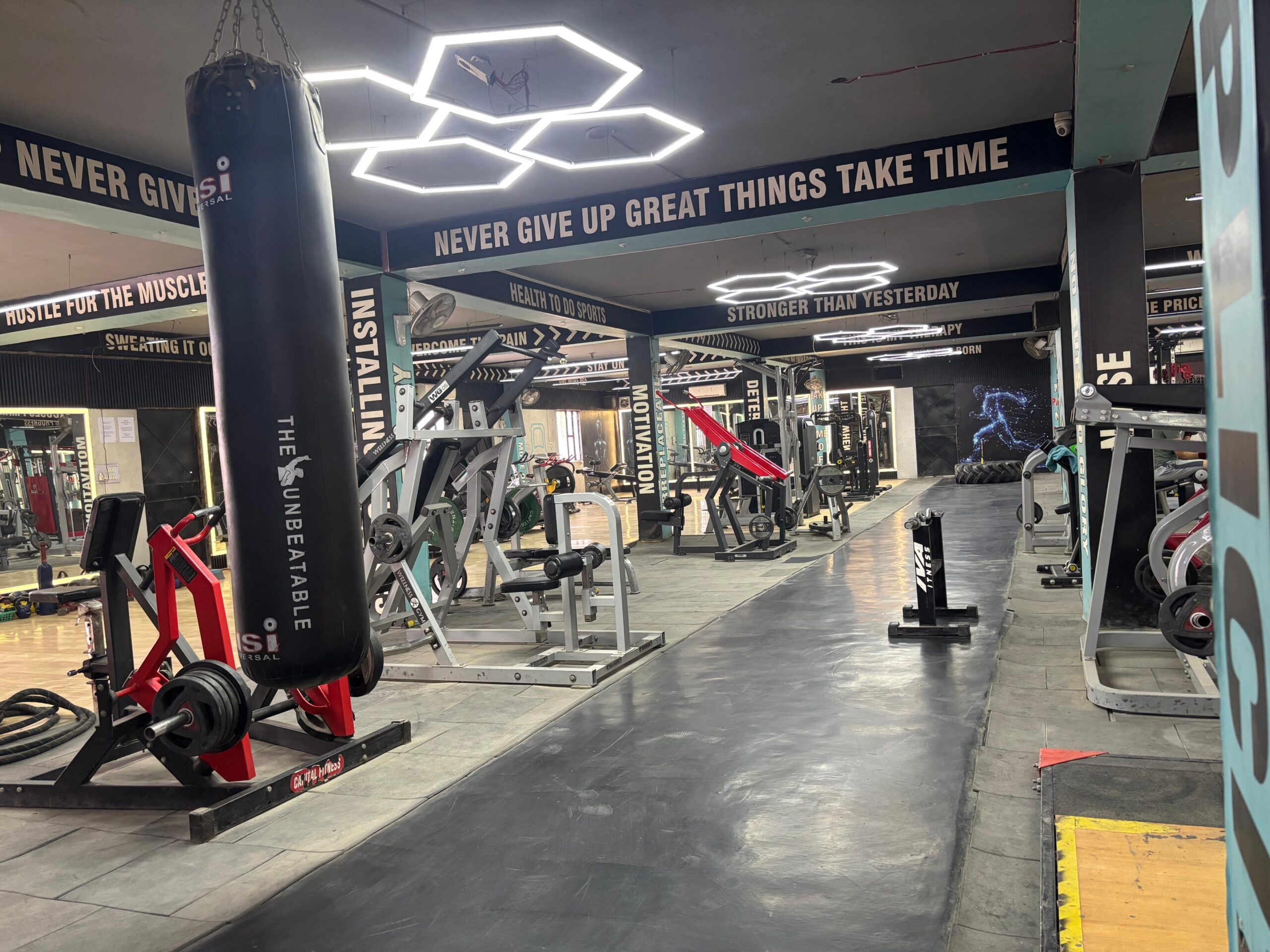 FitnessPoint Gym - Gym Interior